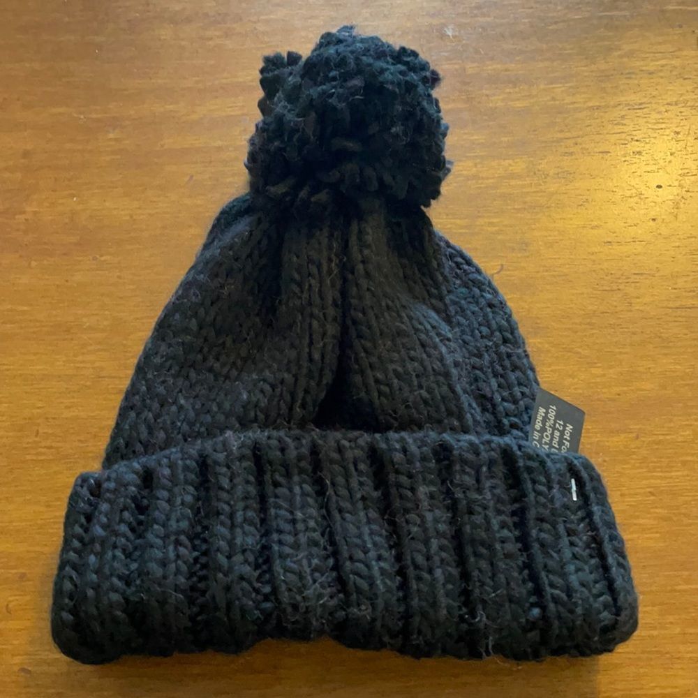 Black Chuns Knit Beanie with Pompom